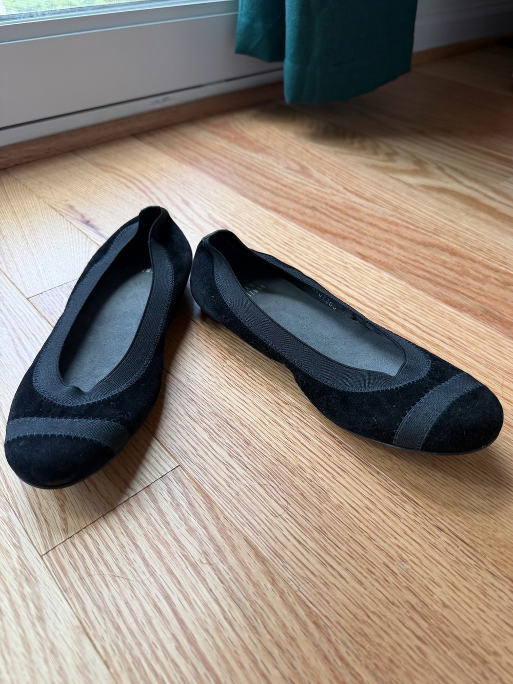 Stuart Weitzman Black Suede Ballet Flats Grosgrain Trim Size 6.5